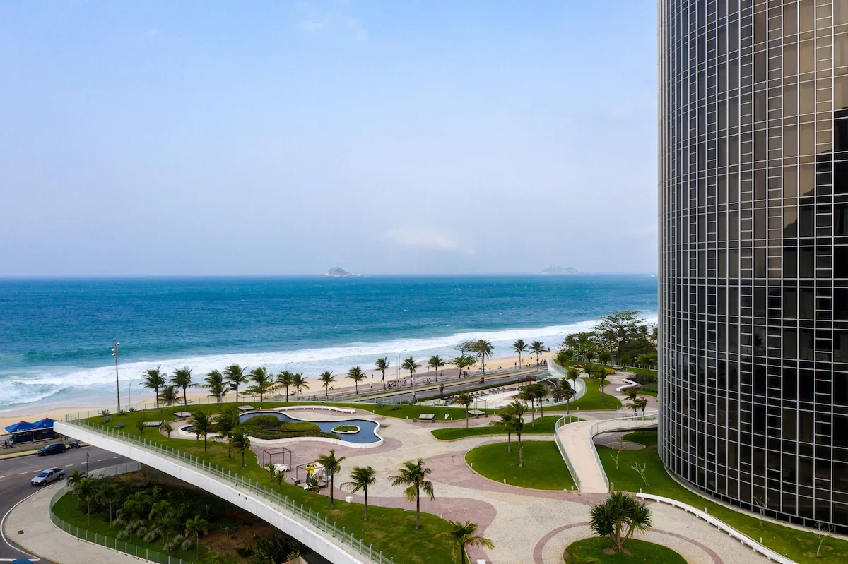 Niemeyer Icon - Rooftop Pool in São Conrado - Image